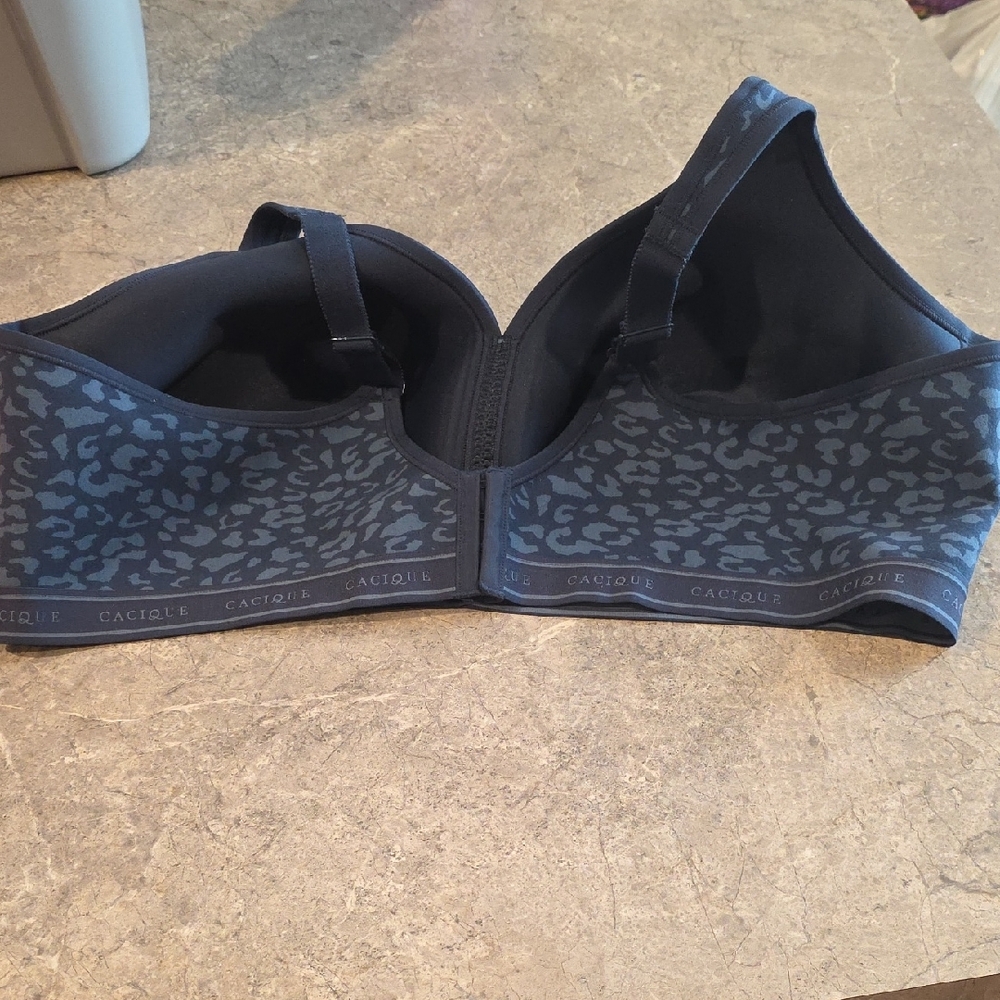 (J15) Cacique Navy Animal Print Bra Sz 50DDD - Picture 5 of 10